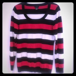 Long sleeve scoop neck sweater